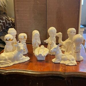 Nativity Scene | Figurine | 11 Piece Set | Ceramic | White/Gold |Christmas Decor